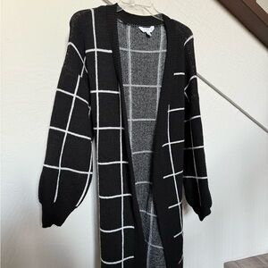 Time and Tru Black and White Checkered Cardigan
